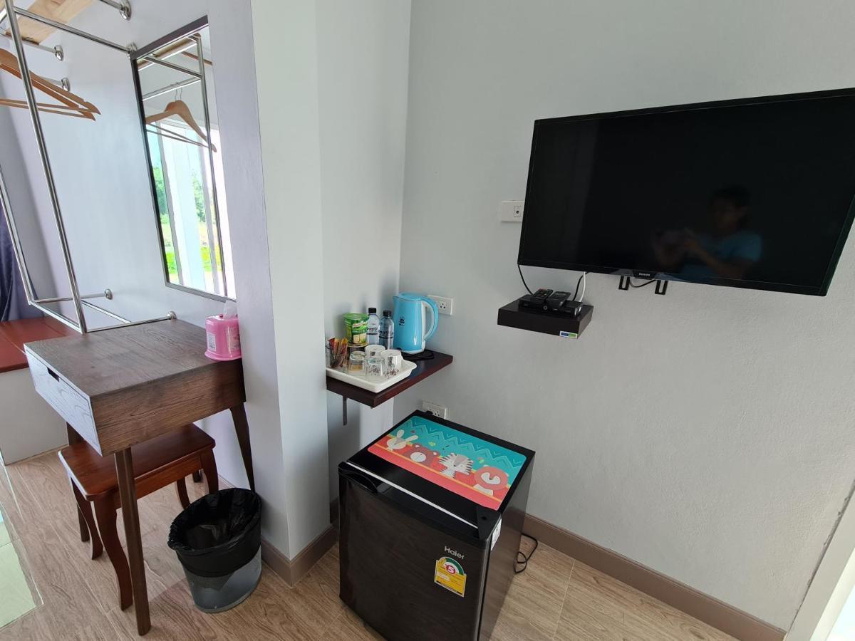 Araya Cottage Uthai Thani Buitenkant foto