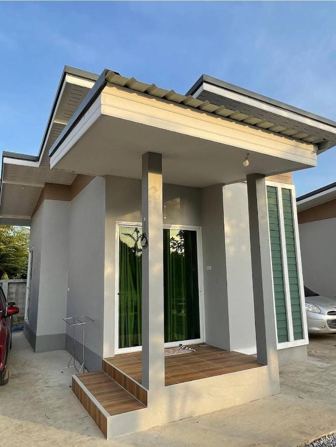 Araya Cottage Uthai Thani Buitenkant foto